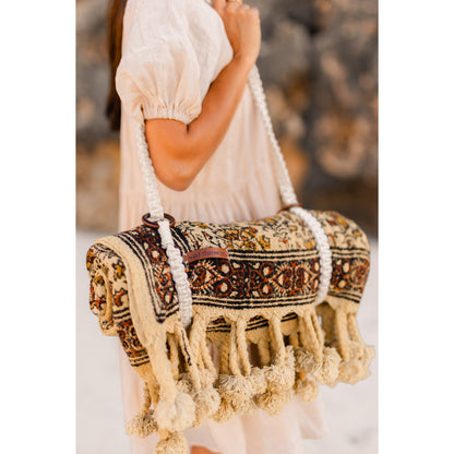 Carry Strap for Rugs by Wild Throw Co.